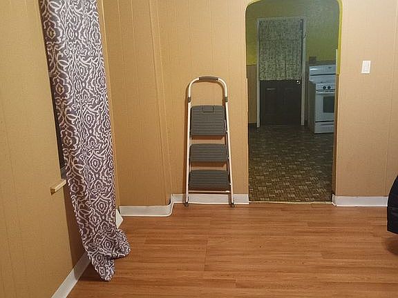 3rd image of 68 Carbon Ln