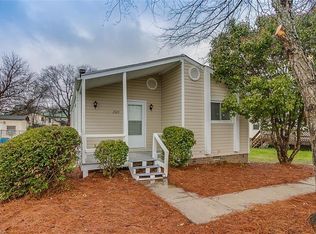 2020 Willow Rd, Greensboro, NC 27406