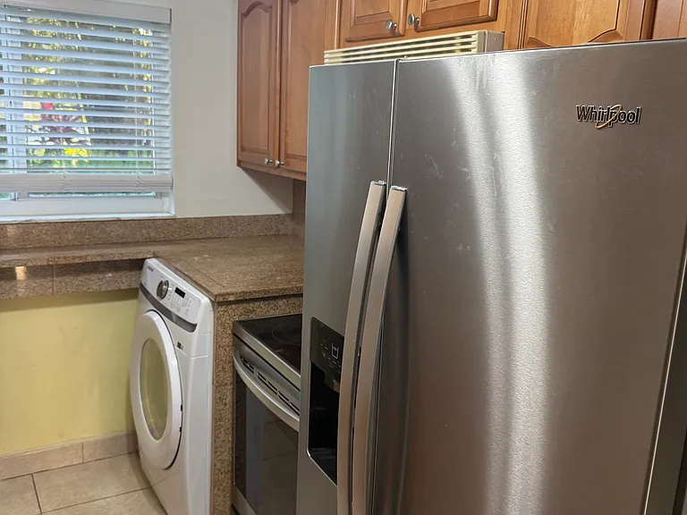 501 E Bay Dr #401 — Photo 9