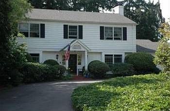 1st image of 2 Creekwood Ln SW