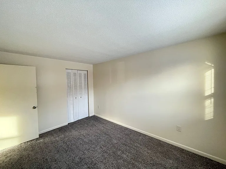 177 Loudon Rd #105 — Photo 16