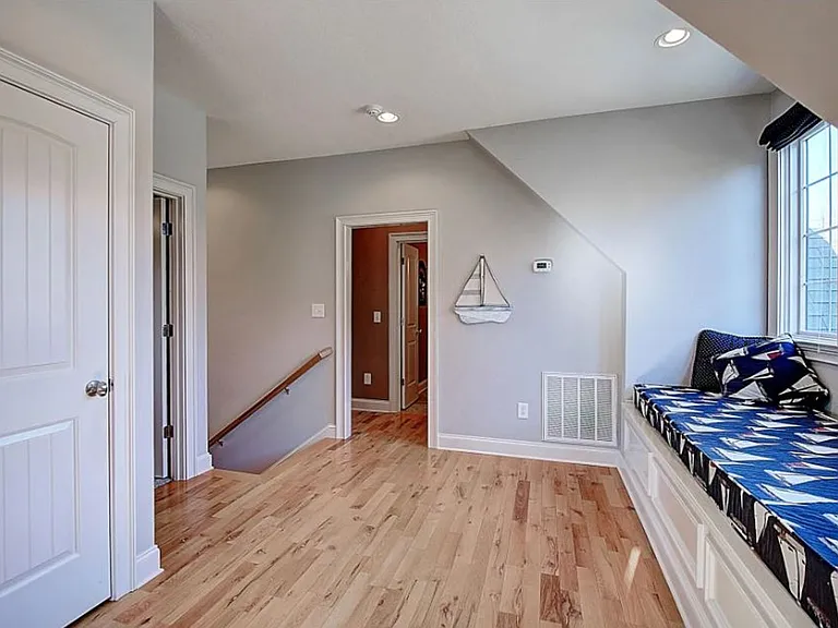 121 Lake Haven Dr — Photo 21
