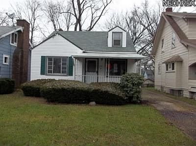 1st image of 312 E Lucius Ave