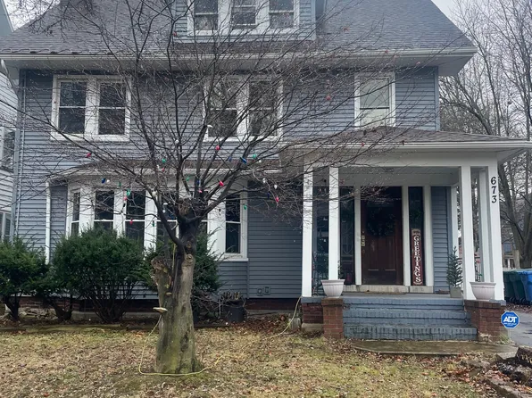 673 Grand Ave #Up, Rochester, NY 14609