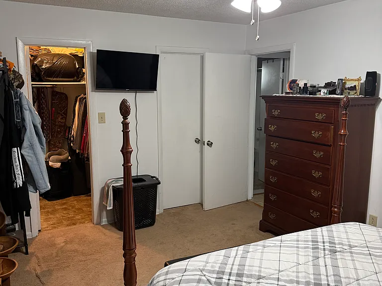 2640 Au Sable Pl — Photo 31