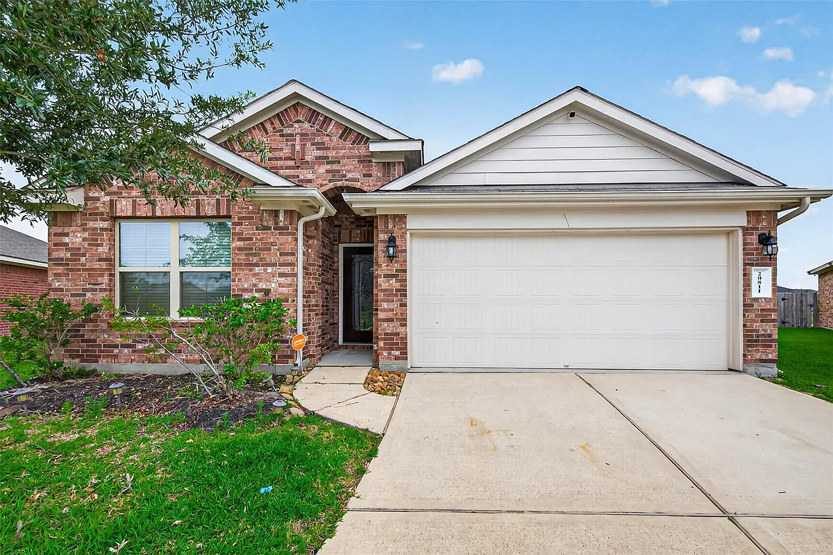 Building Photo - 20811 Birch Heights Trl