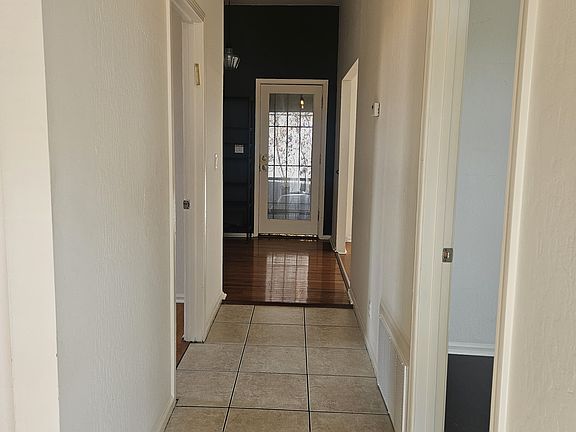 5th image of 662 26th St