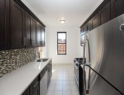 2nd image of 3614 165th St APT 6BN