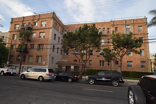 GRM - Gramercy Apartments Photo 1