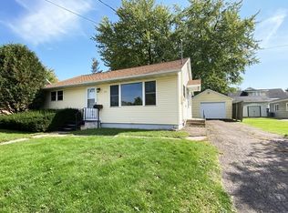 409 S Peach Ave, Marshfield, WI 54449