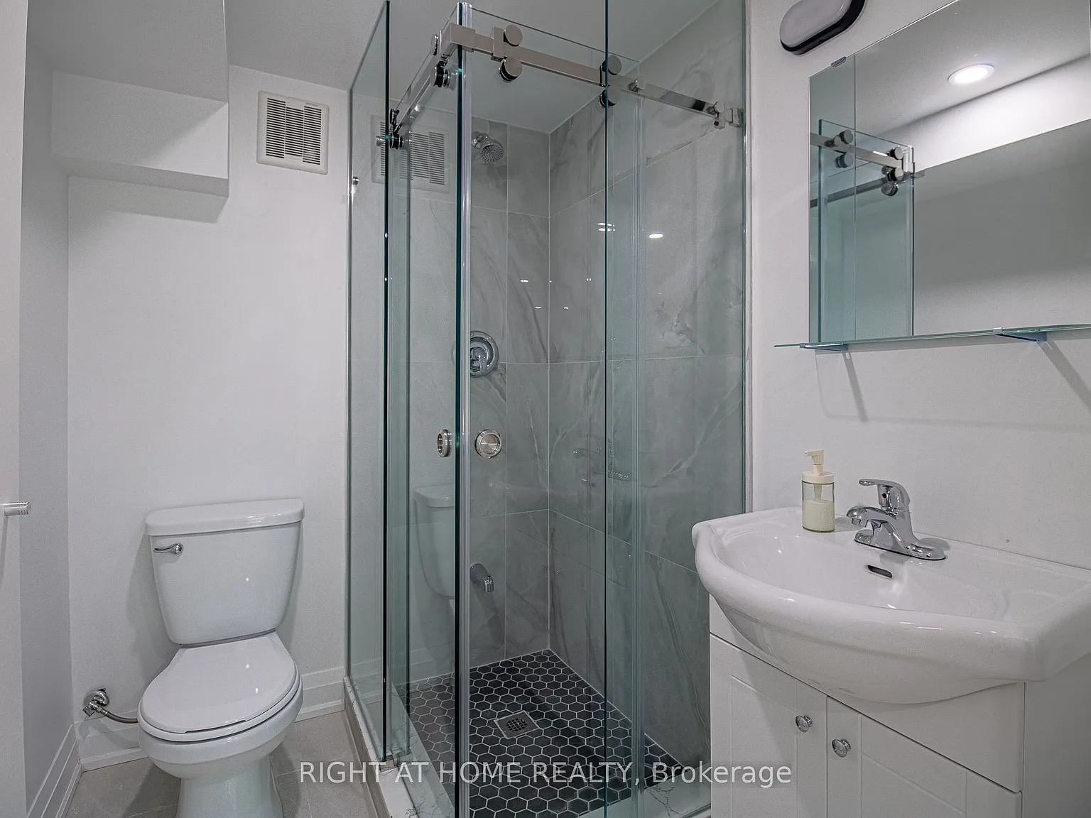 1 bed, $1,750 — Photo 4