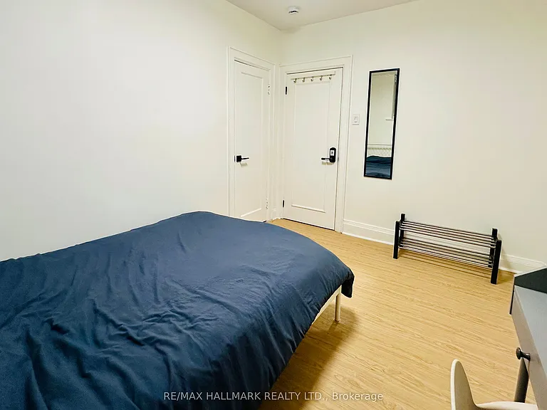597 Saint Clair Ave W #7 — Photo 9