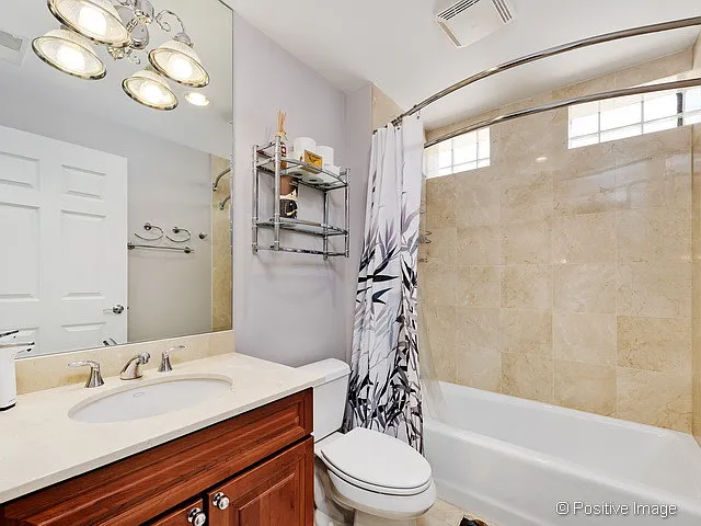 508 W Melrose St #5D — Photo 15