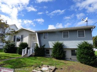 2212 Winfield Ave, Scranton, PA 18505