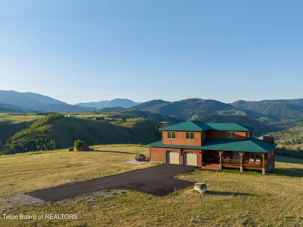 7585 S Squaw Creek Rd, Jackson, WY 83001