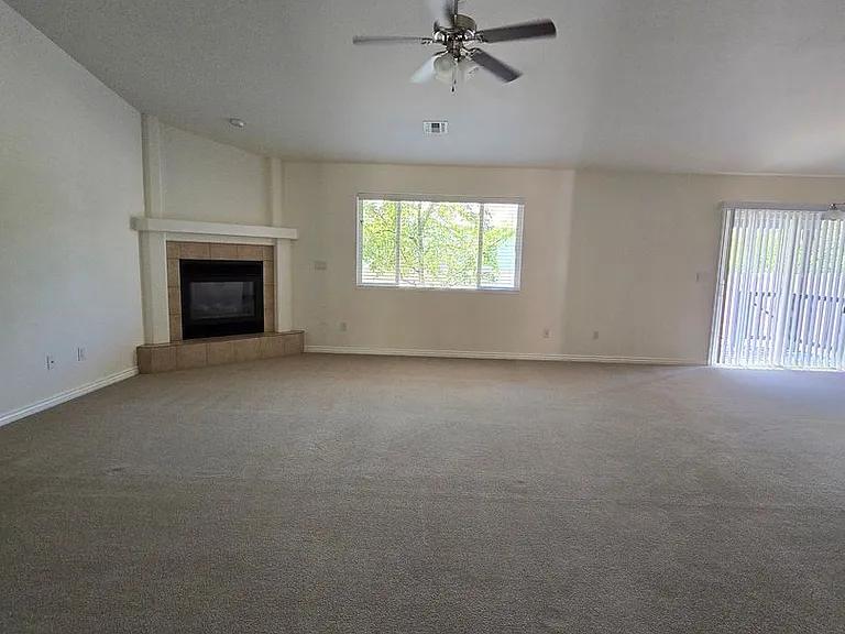 2489 Lake Park Dr #A — Photo 3