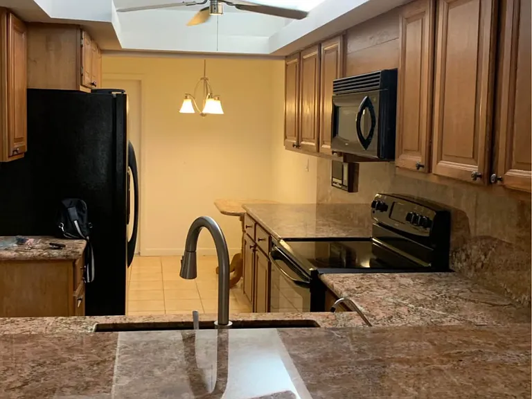 11388 SW 84th Ln — Photo 4