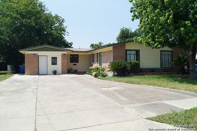 1st image of 2431 W Magnolia Ave
