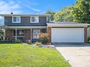 409 Salem Dr, Davison, MI 48423