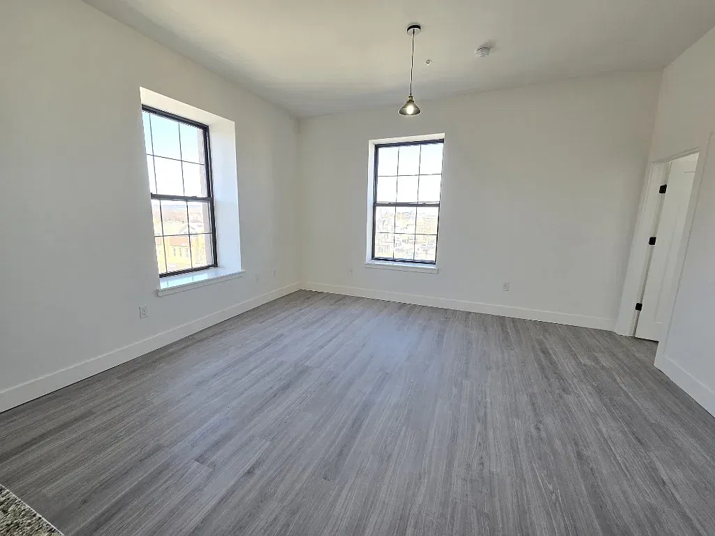 2 bed, $2,399 — Photo 4