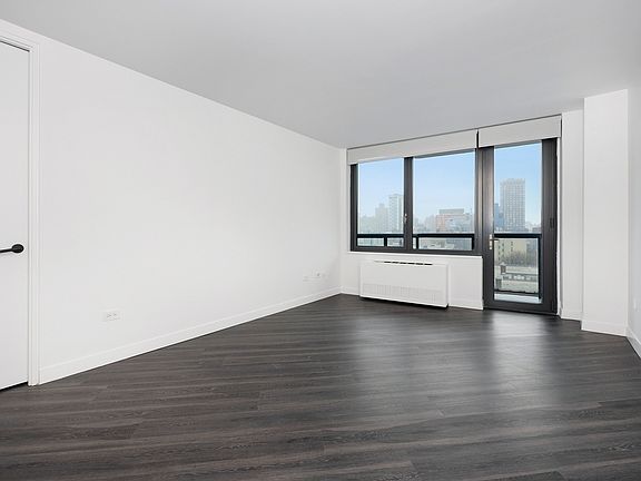 3rd image of 250 E Houston St APT 10H