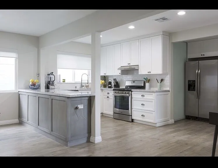 5740 Vantage Ave — Photo 2