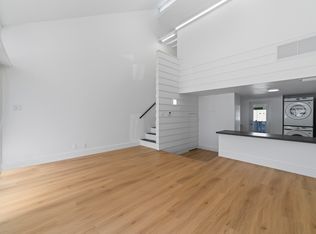 1951 NE 51st St #1, Fort Lauderdale, FL 33308