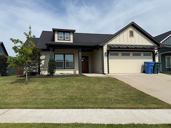 2nd image of 4719 Indio Ln