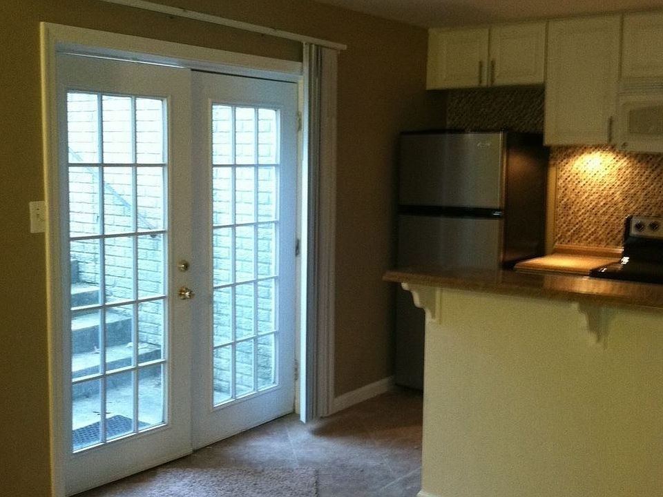 Private Entry_Exit _10_2011