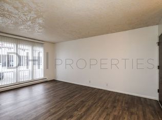 805 7th Ave #4, Longview, WA 98632