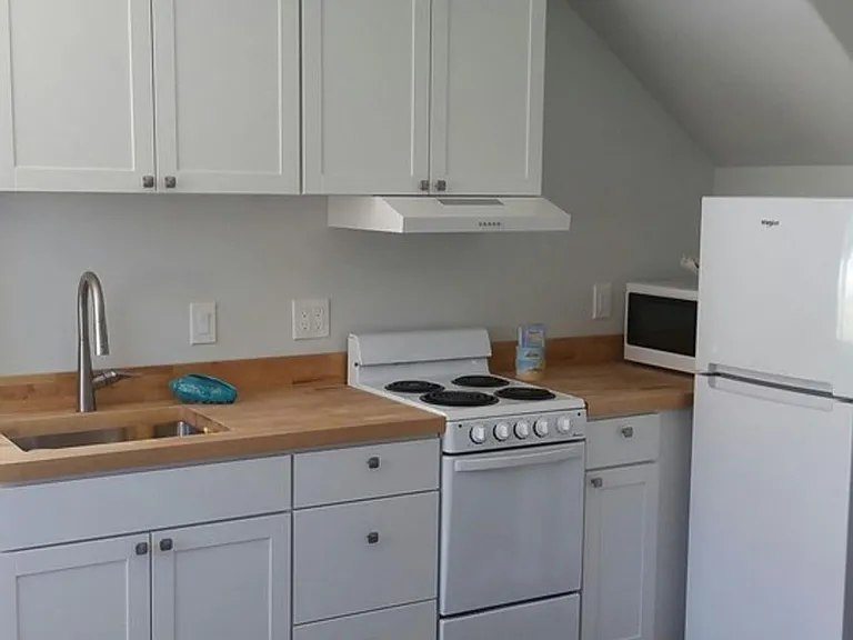 2919 Greenwood Ave — Photo 5