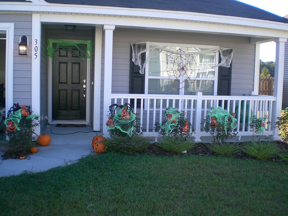 2nd image of 305 Southwilde Way