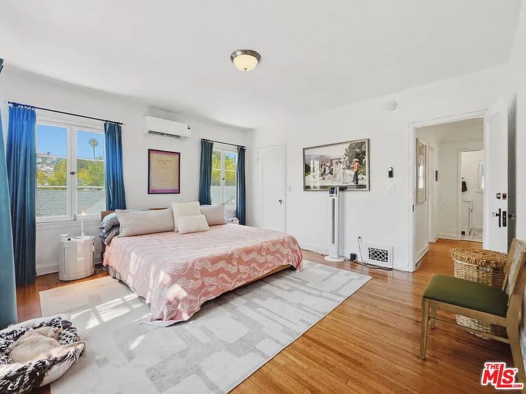934 N Harper Ave — Photo 16