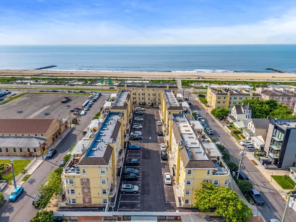 184 Beach 101st Street 2B image 3 of 25