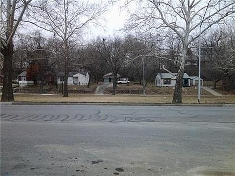2nd image of 5015 Paseo Blvd