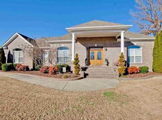 127 Dixieland Dr, New Market, AL 35761
