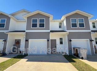 3821 Pendragon Cir, Milton, FL 32583