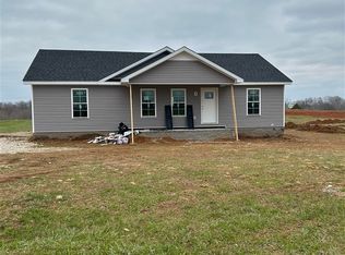 686 Howser Rd, Smiths Grove, KY 42171