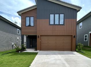 208 Summer Breeze Dr, Durham, NC 27704