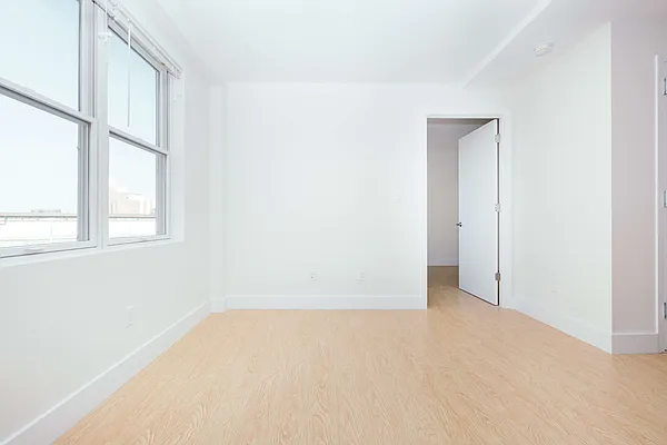Rented by Nooklyn NYC LLC | media 42