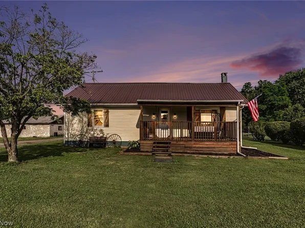 108 Washington St, Coshocton, OH 43812