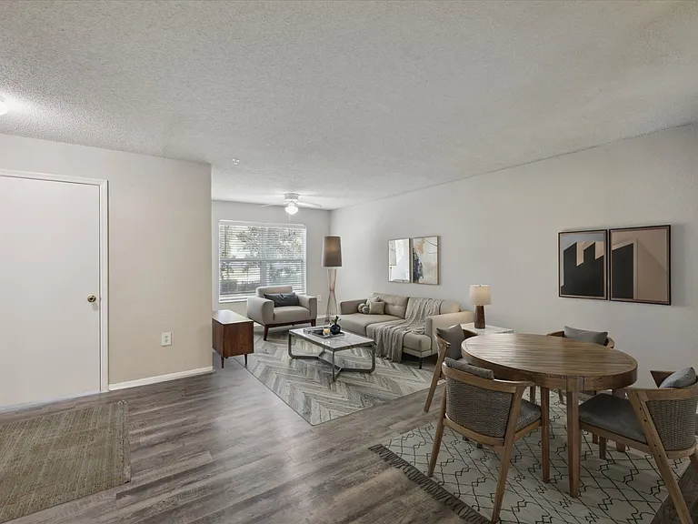 1 Bedroom - 1 Bed / 1 Bath - 709 Sq.Ft.