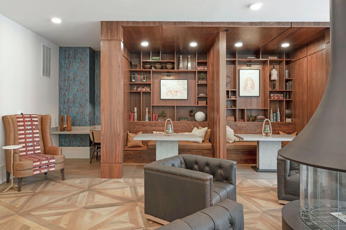 Booth Lounge