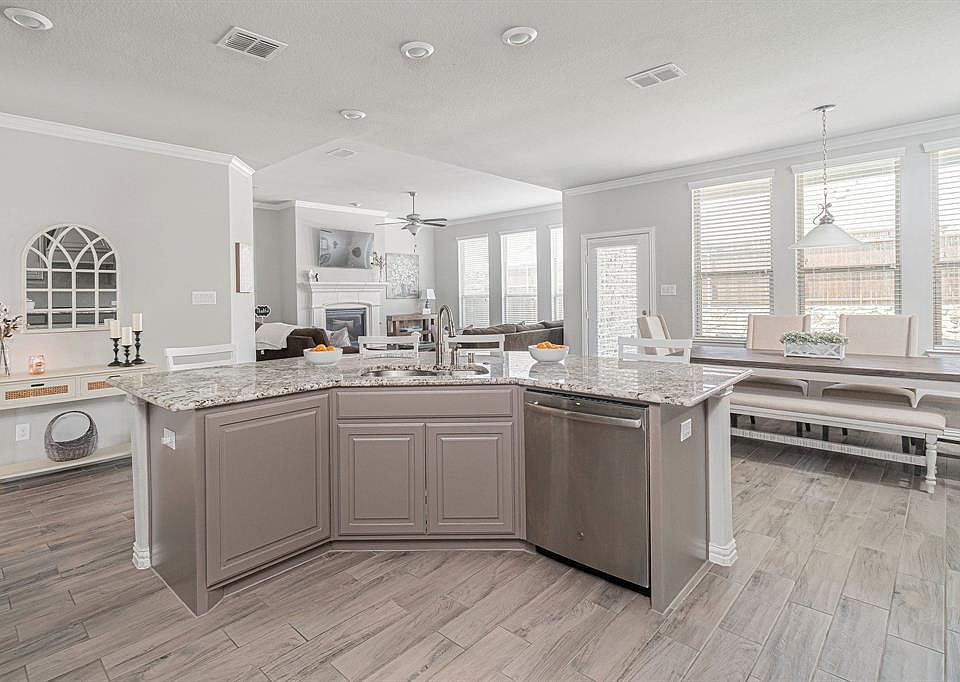 1st image of 2709 Driftwood Creek Trl