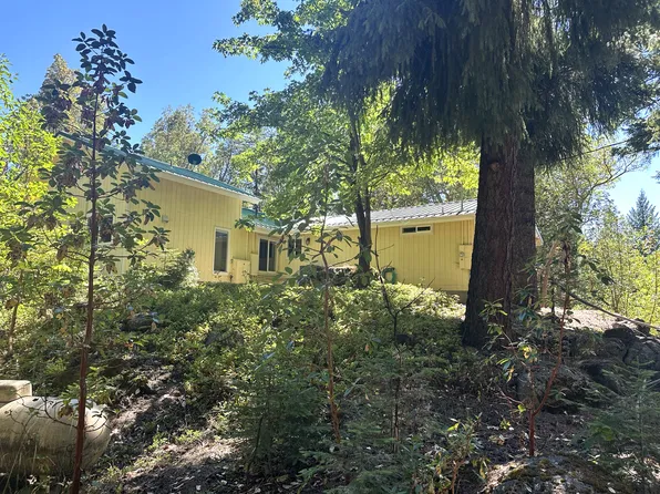 9091 Dead Indian Memorial Rd, Ashland, OR 97520