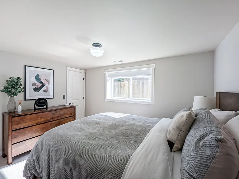 4030 38th Ave SW — Photo 33