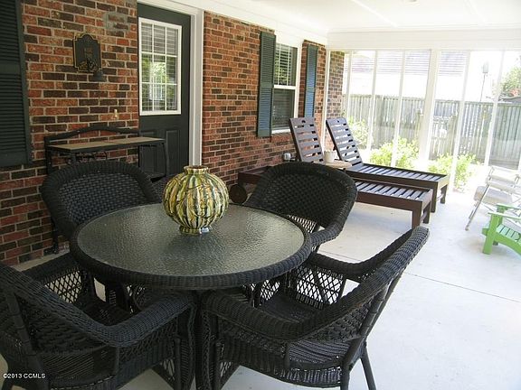3rd image of 105 A Gerald Street