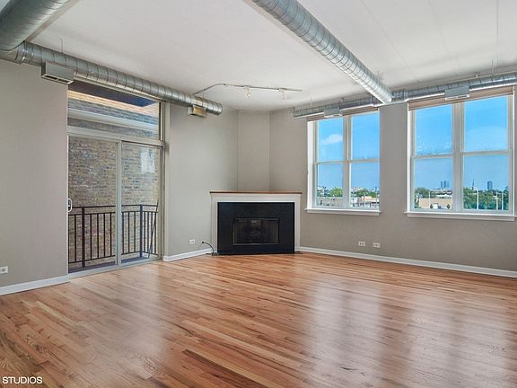3rd image of 2356 N Elston Ave APT 301