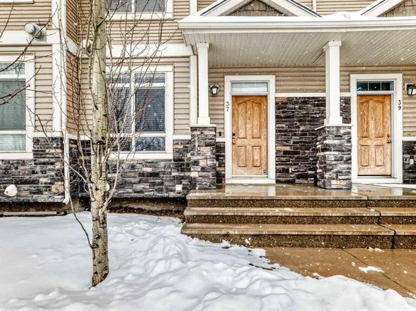 37 E Skyview Ranch Gdns NE, Calgary, AB T3N 0G1