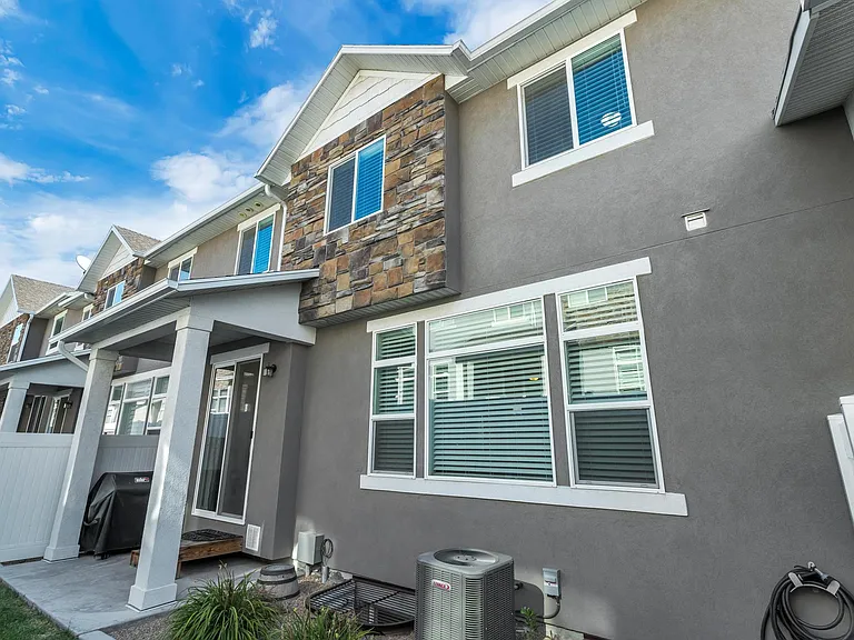 8136 S 5910 W — Photo 27